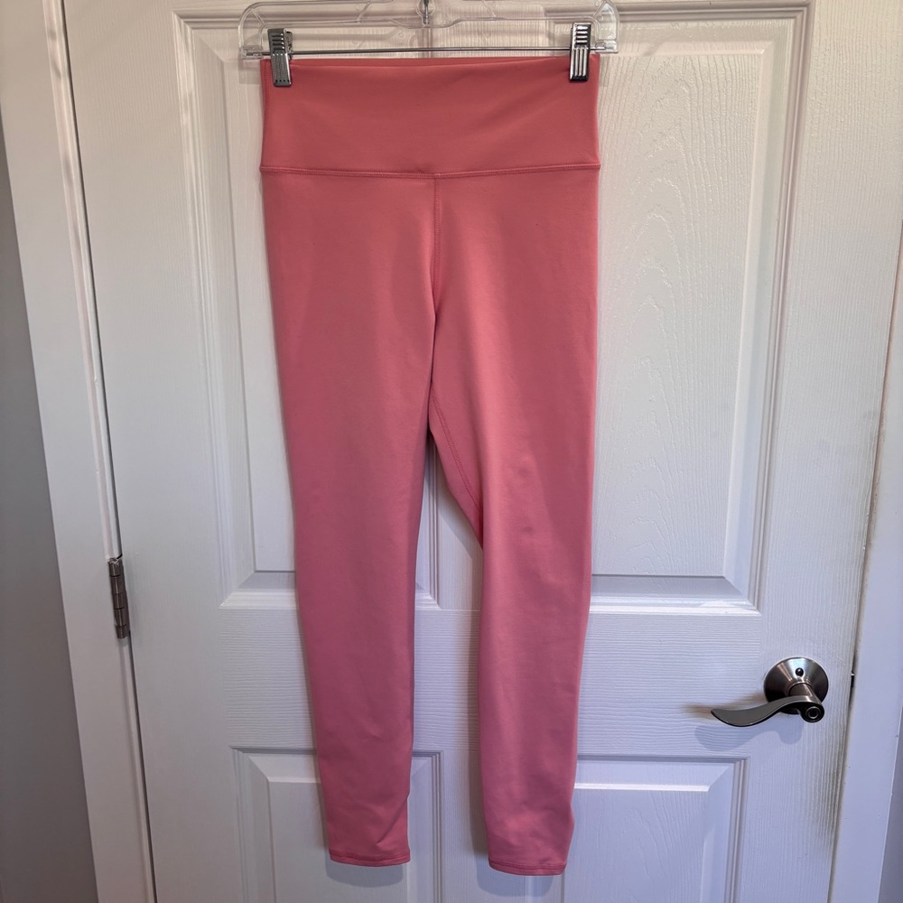 Fabletics peach colored leggings